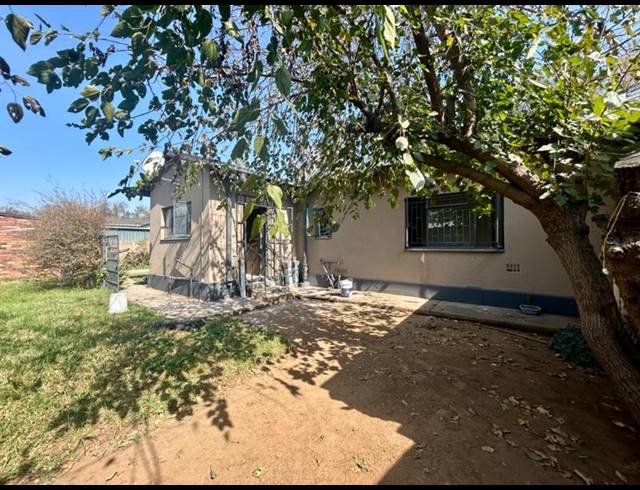3 BEDROOM HOUSE FOR SALE IN VANDERBIJLPARK CW 3